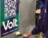 Posters plakken van Volt