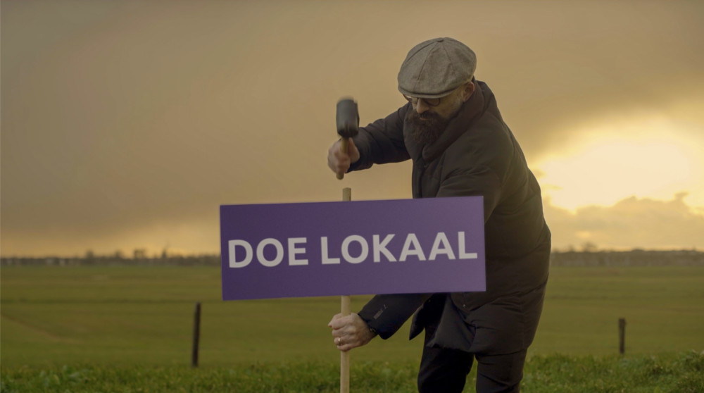 Bordje op platteland 