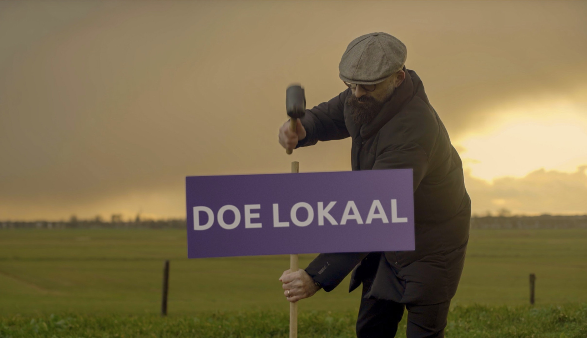 Bordje op platteland 