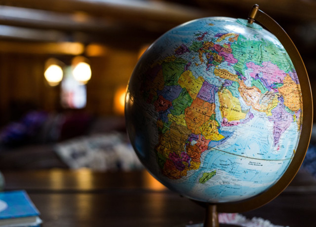 Globe