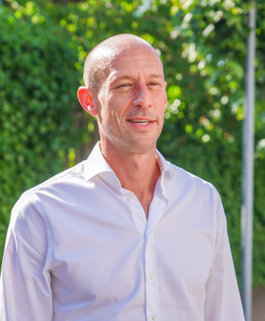 Portretfoto covoorzitter Kees van Lede bestuur Volt Nederland