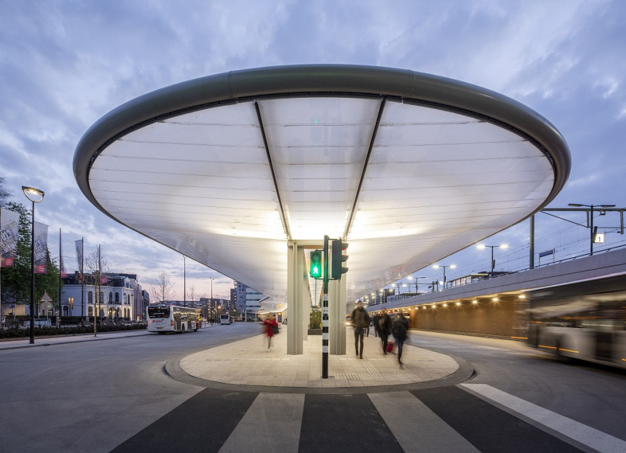 Busstation in Tilburg.