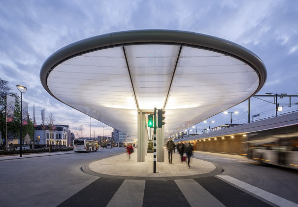 Busstation in Tilburg.