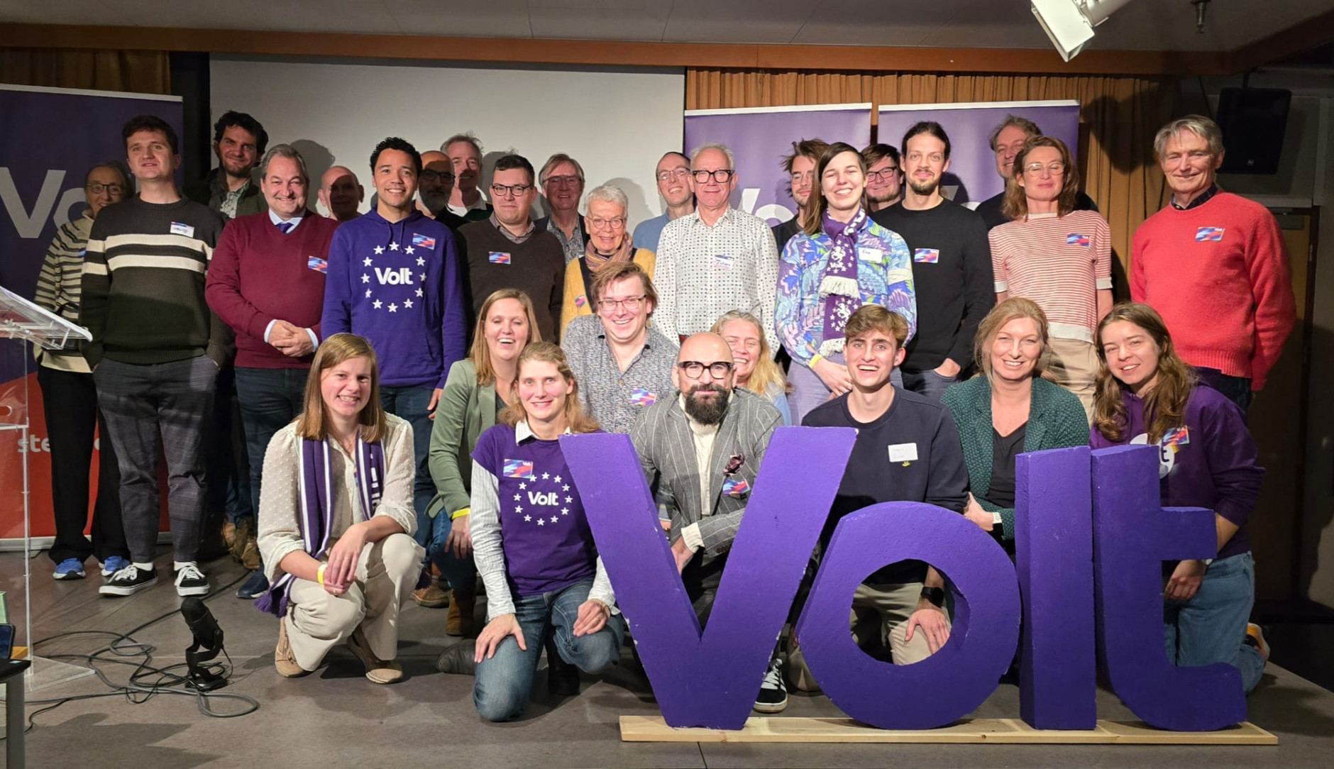 Groepsfoto van aanwezigen op het Overijssel Congres