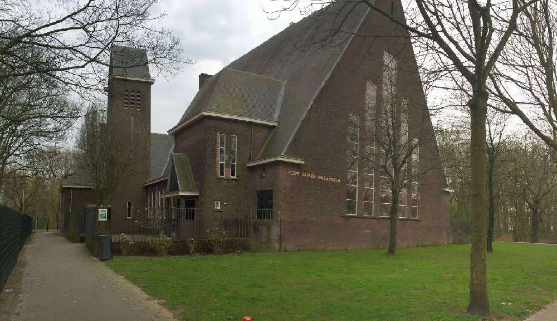 Foto van de kerk van de Nazarener