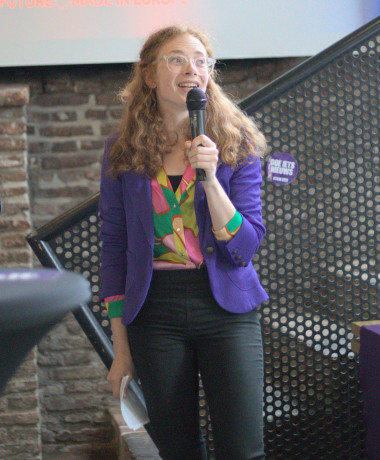 Pauline Smit